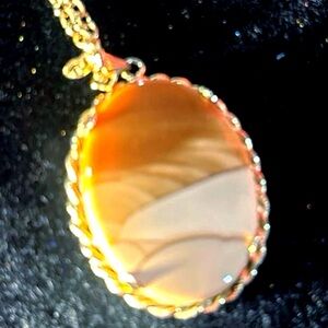 Gold and Brown Stone Pendant Necklace